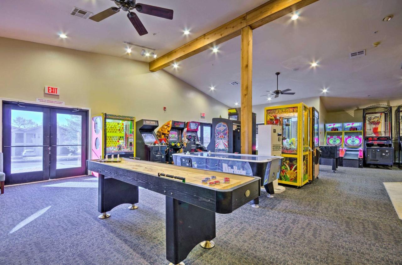 Spacious Condo About 4 Mi From Downtown Branson! 외부 사진